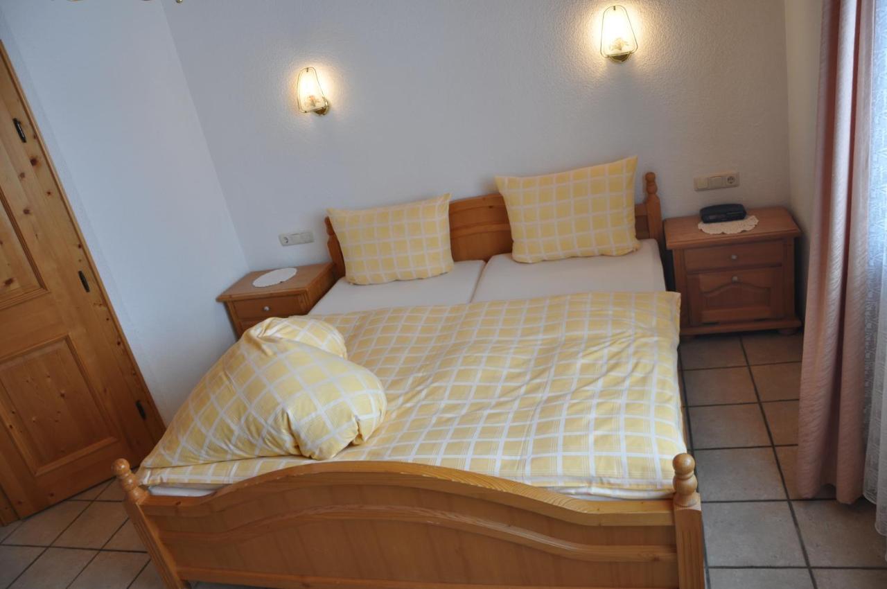 Apartamento Haus Goldeck Lermoos Exterior foto