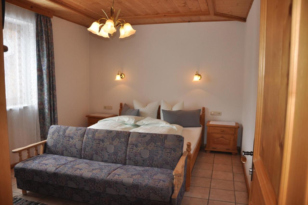 Apartamento Haus Goldeck Lermoos Exterior foto