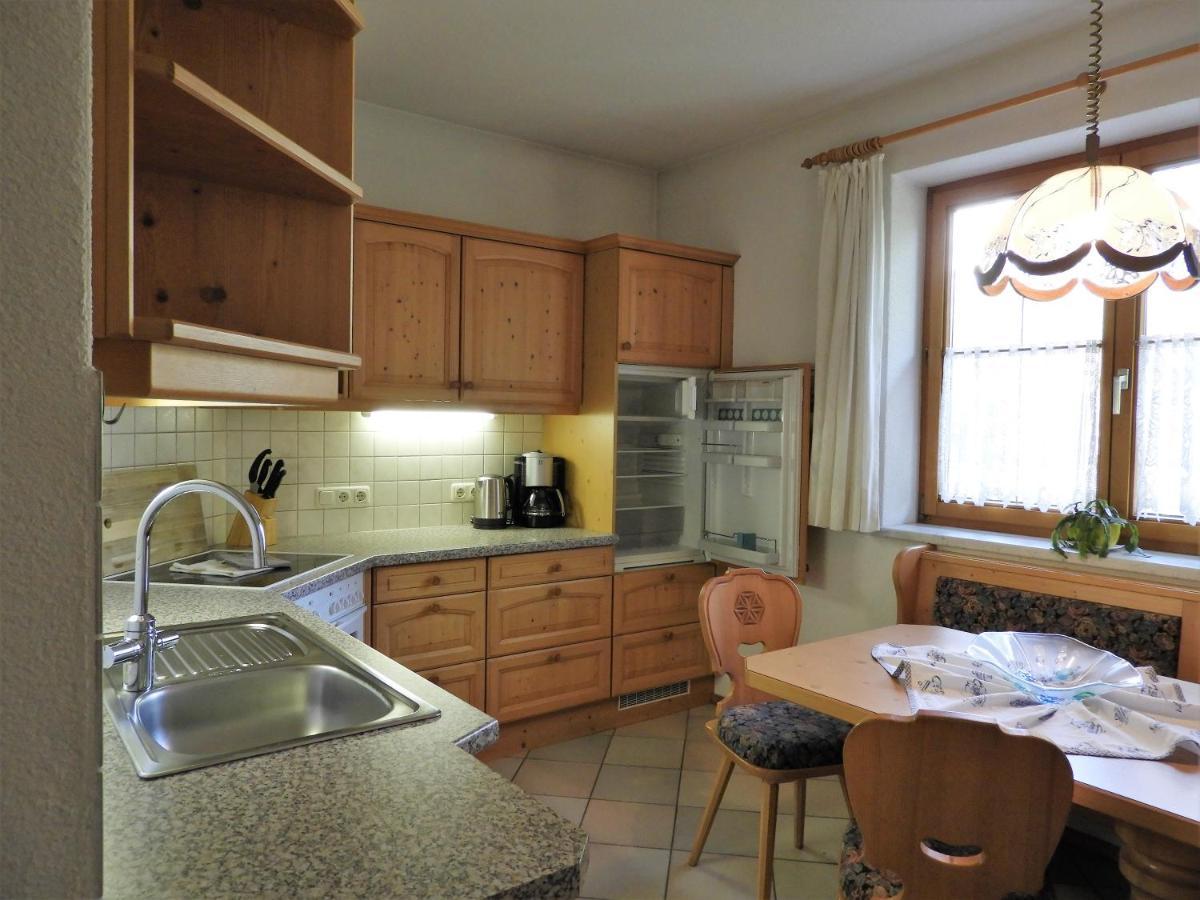 Apartamento Haus Goldeck Lermoos Exterior foto