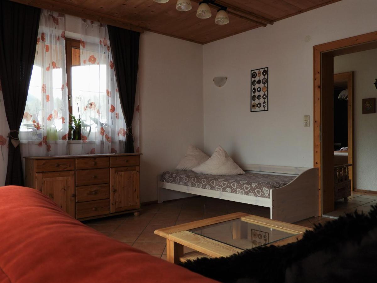 Apartamento Haus Goldeck Lermoos Exterior foto