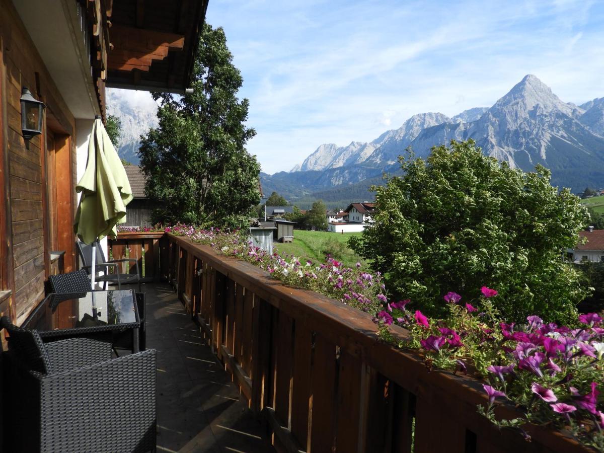 Apartamento Haus Goldeck Lermoos Exterior foto